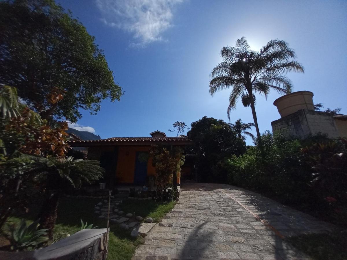 Família Silvia Périco Ilhabela Exterior foto